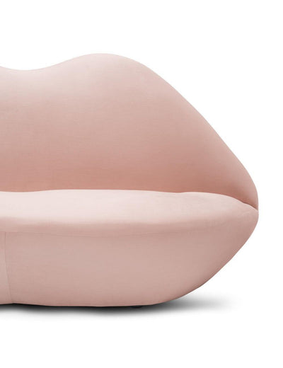 Abhika Sofa Kissy in Lippenform | Peach Fuzz