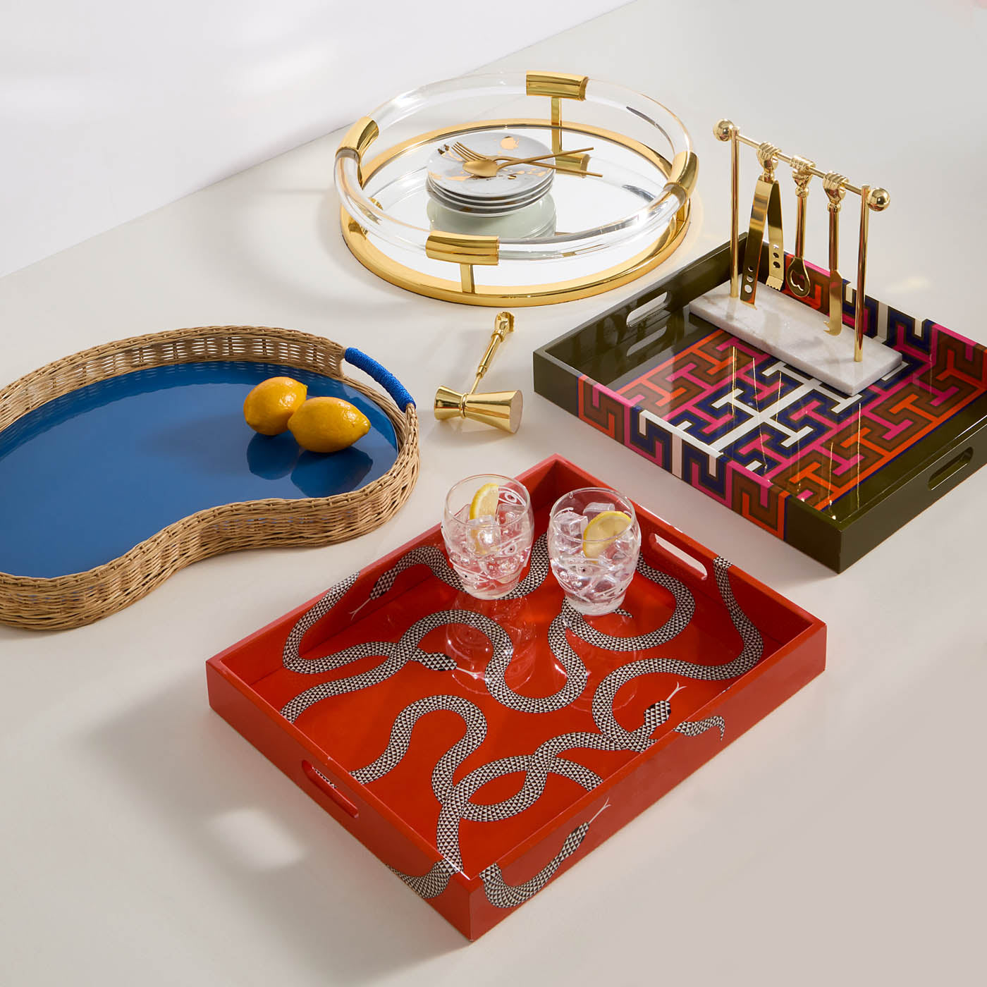 Jonathan Adler Servier- und Deko Tablett Eden Lacquer Tray Orange mit Schlangen