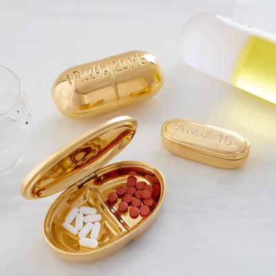 Jonathan Adler Ambien Pillendose aus massivem Messing | Gold