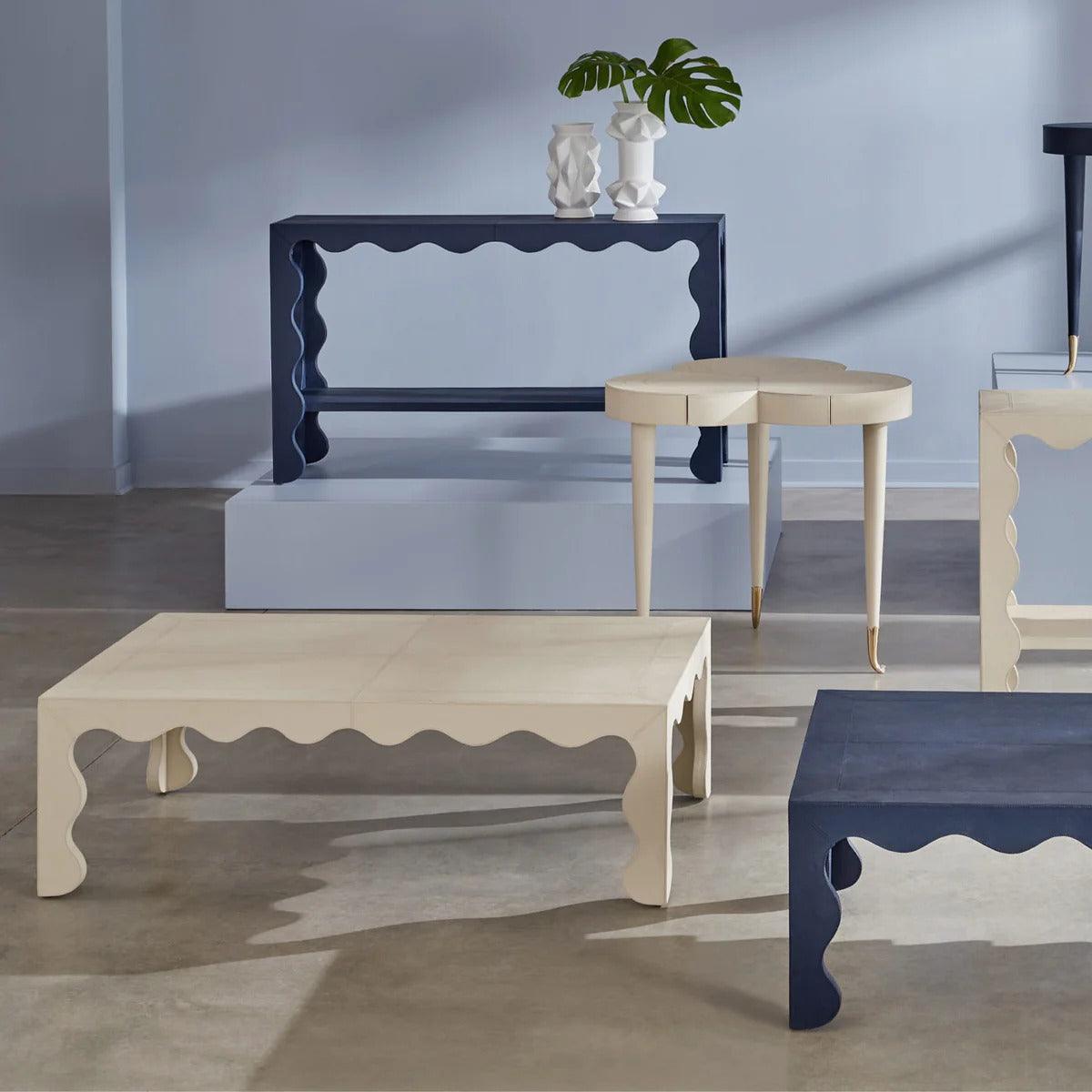 Jonathan Adler Lederbezogener Schreibtisch Flow | Ivory