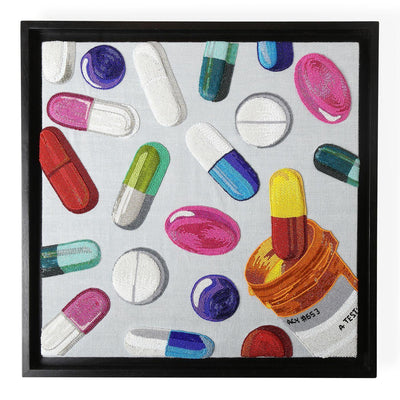 Jonathan Adler Wandbild Happy Pills Beaded Wall Art | 61x61 cm