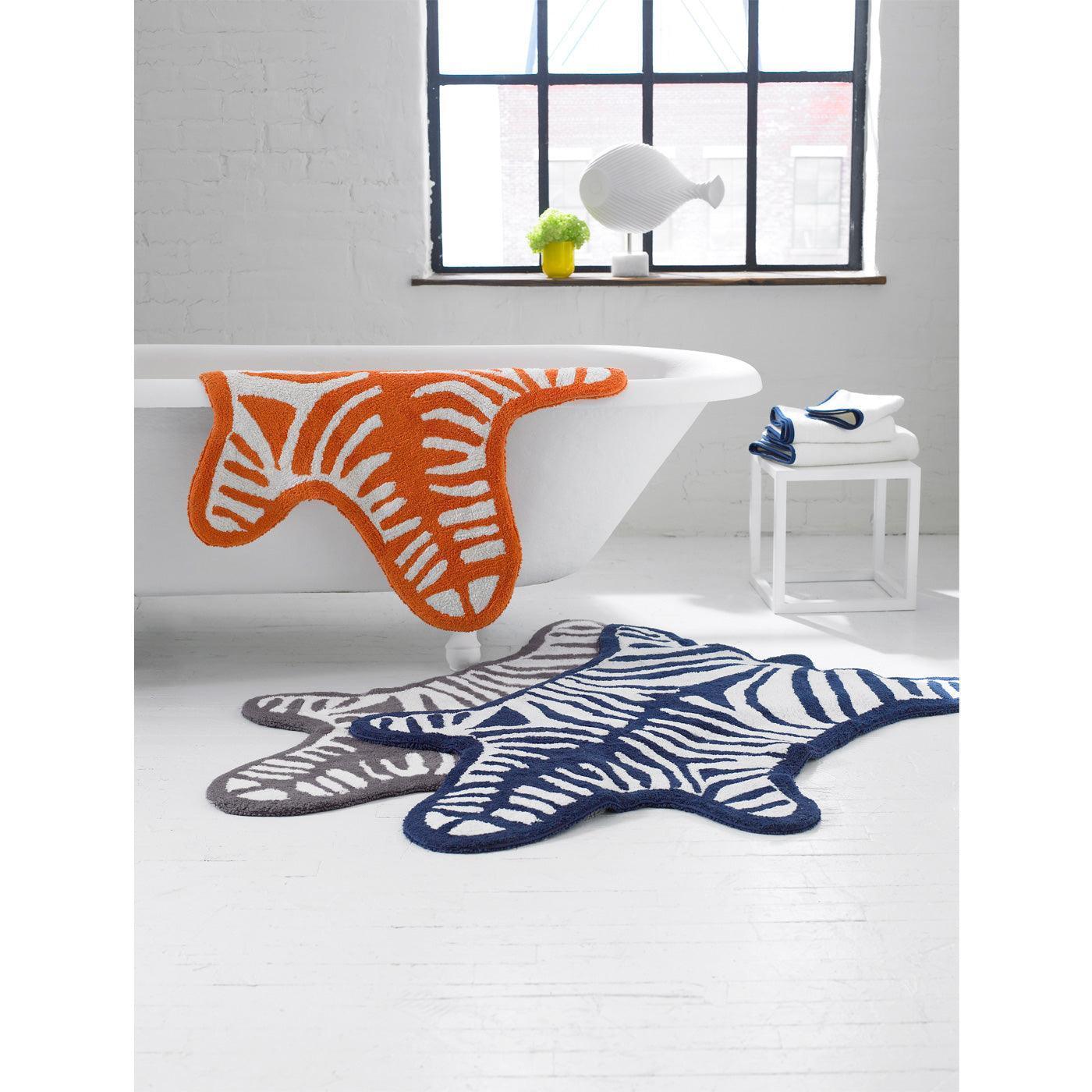 Jonathan Adler Wendbarer Badteppich Zebra Schwarz | 112x79 cm