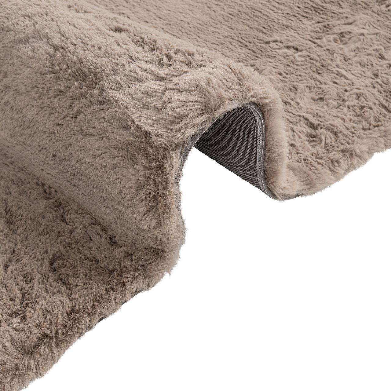 Richmond Interiors Furry Teppich Saifo beige | 200x230 cm