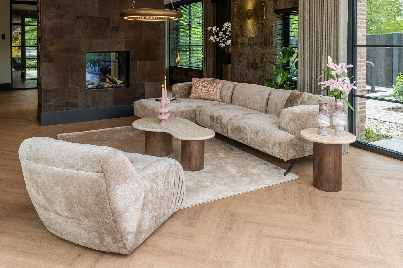 Richmond Interiors Ovaler Travertine Couchtisch Douglas | 120x70 cm