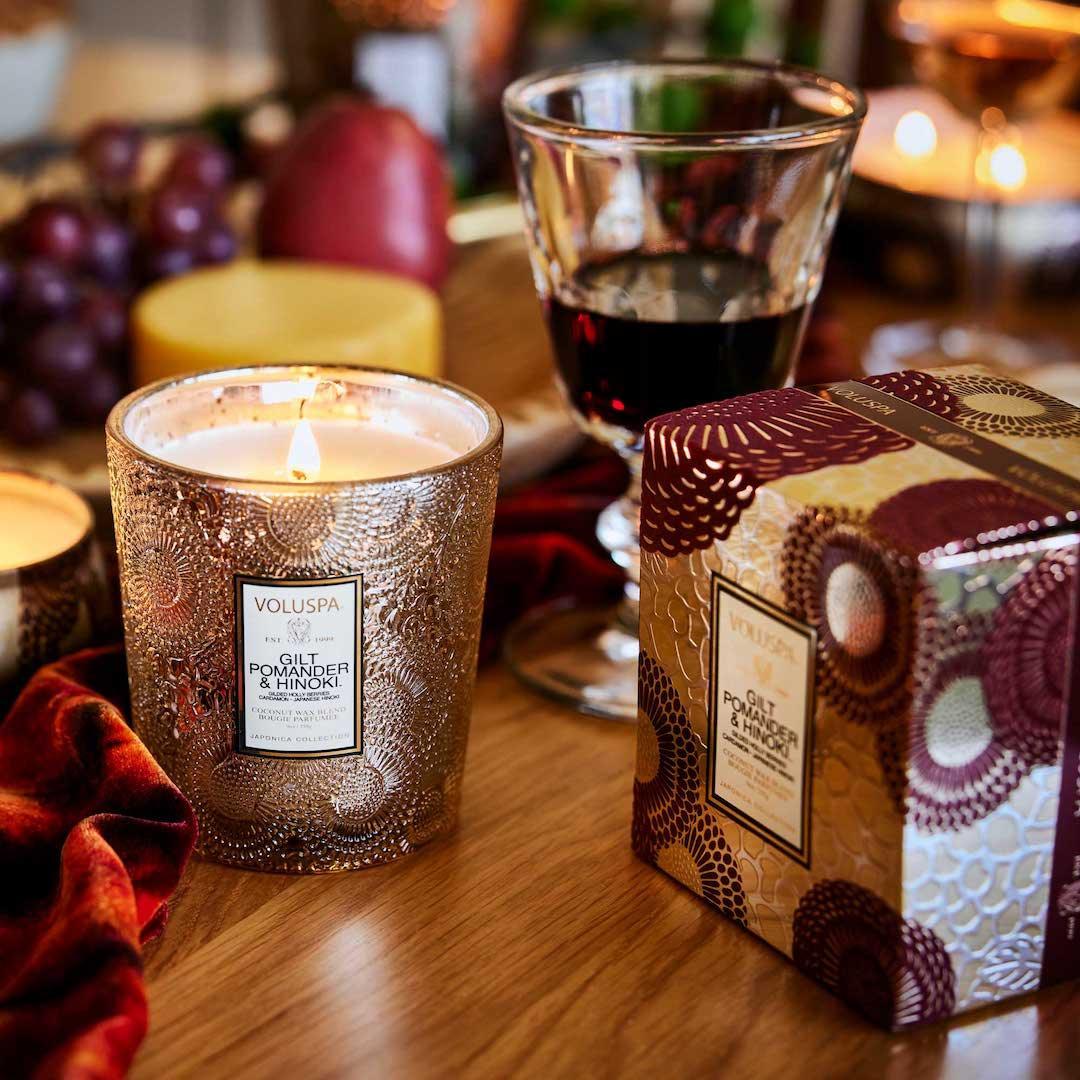 Voluspa Duftkerze Gilt Pomander & Hinoki Limited Holiday Edition | Classic Candle