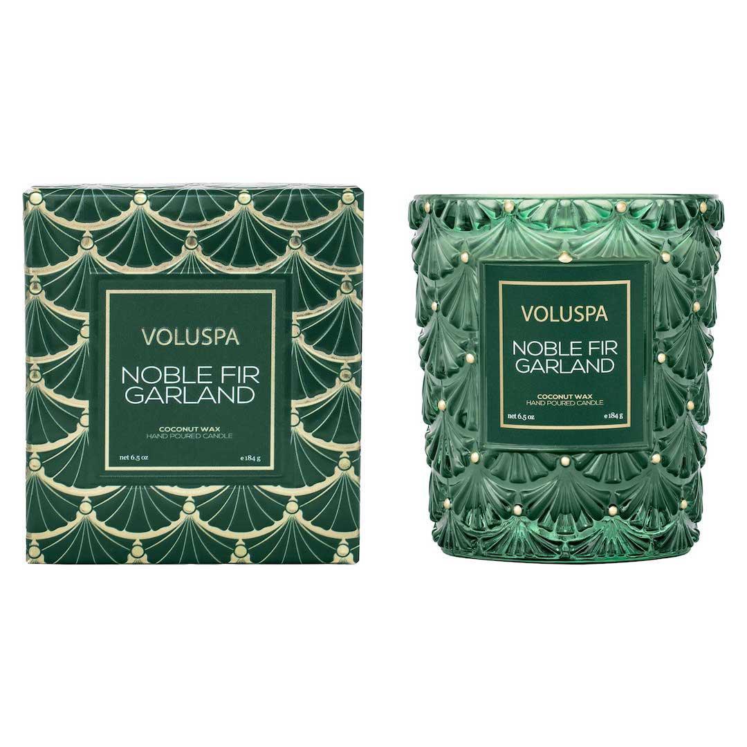 Voluspa Duftkerze Noble Fir Garland Limited Holiday Edition | Classic Candle