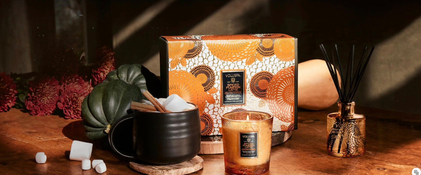 Voluspa Geschenkset Spiced Pumpkin Latte Limited Holiday Edition | Demi Candle & Diffuser