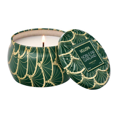 Voluspa Mini-Tin Duftkerze Noble Fir Garland Limited Holiday Edition